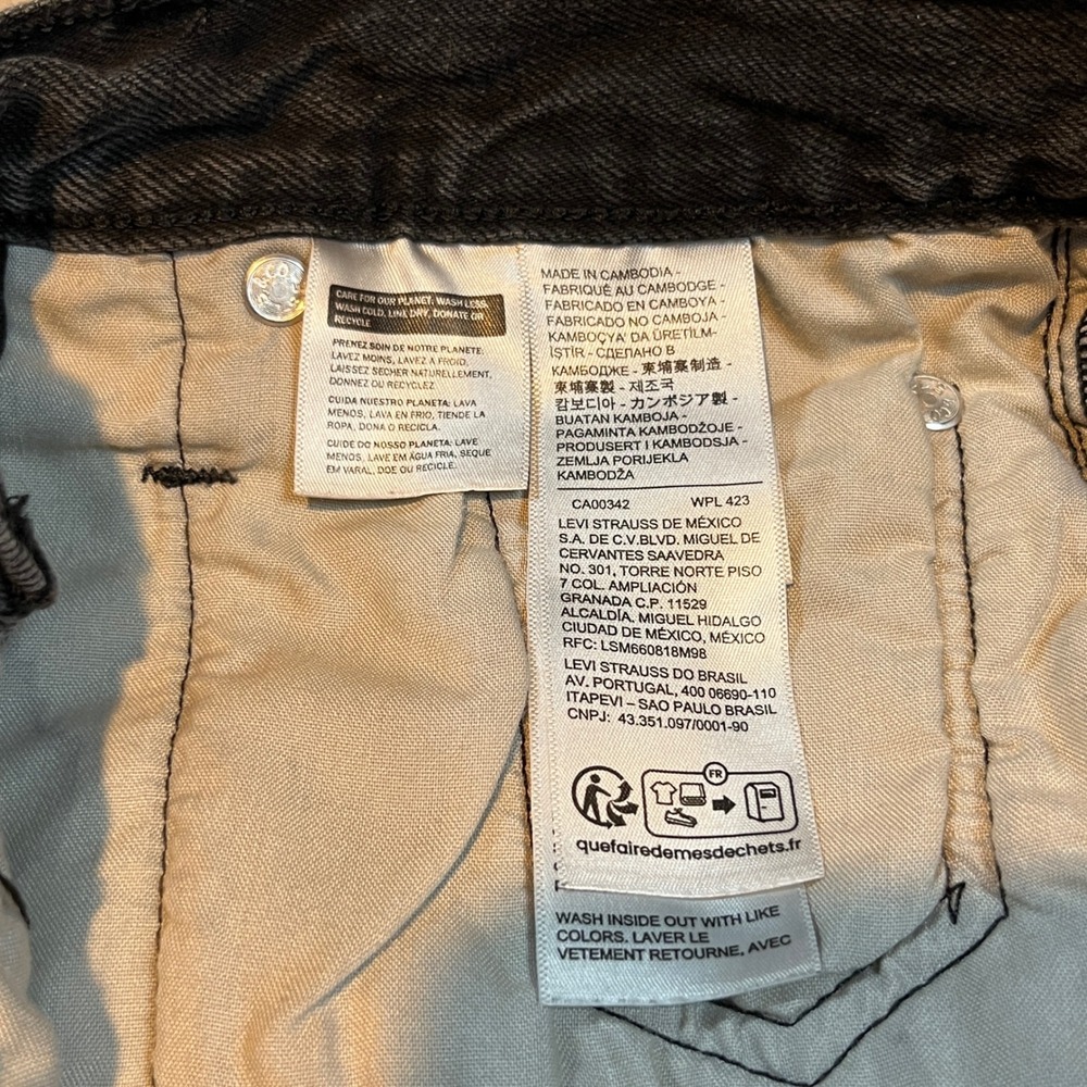 Levis 501 Original High Rise Black Distressed Denim Shorts Washed Womens 26 - Picture 7 of 10